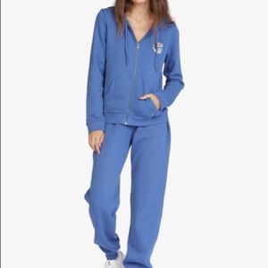 Roxy sweatpant and shirt set